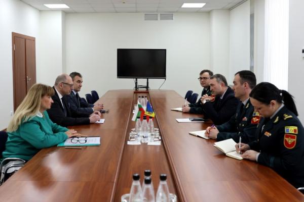 Dezvoltarea cooperării bilaterale, abordată de viceministrul bulgar al apărării